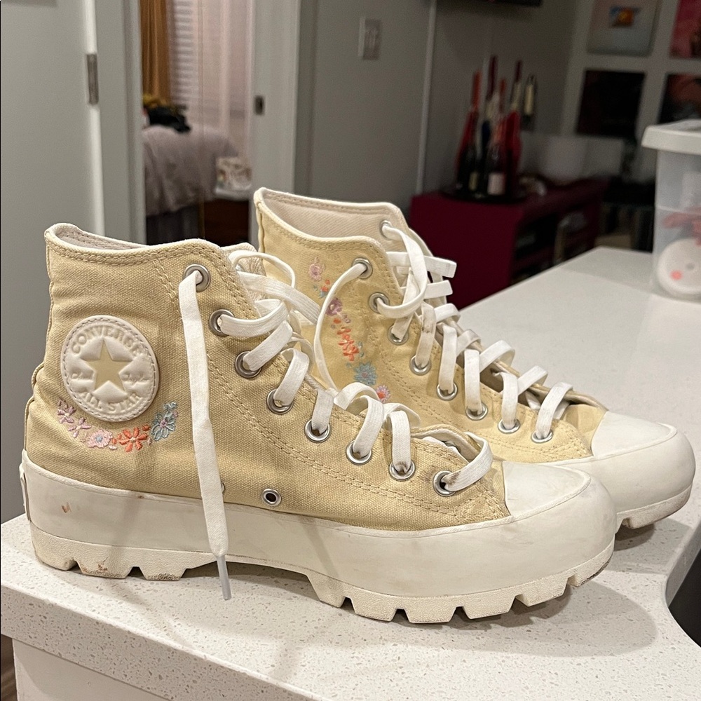 Converse Women's High-Top Sneakers - butter yellow lugged style